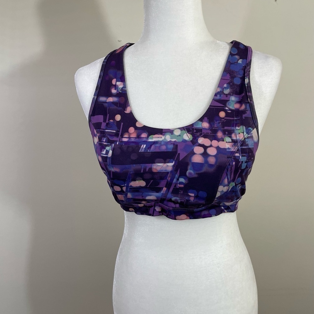 Tek Gear sz med sports bra abstract print very nice